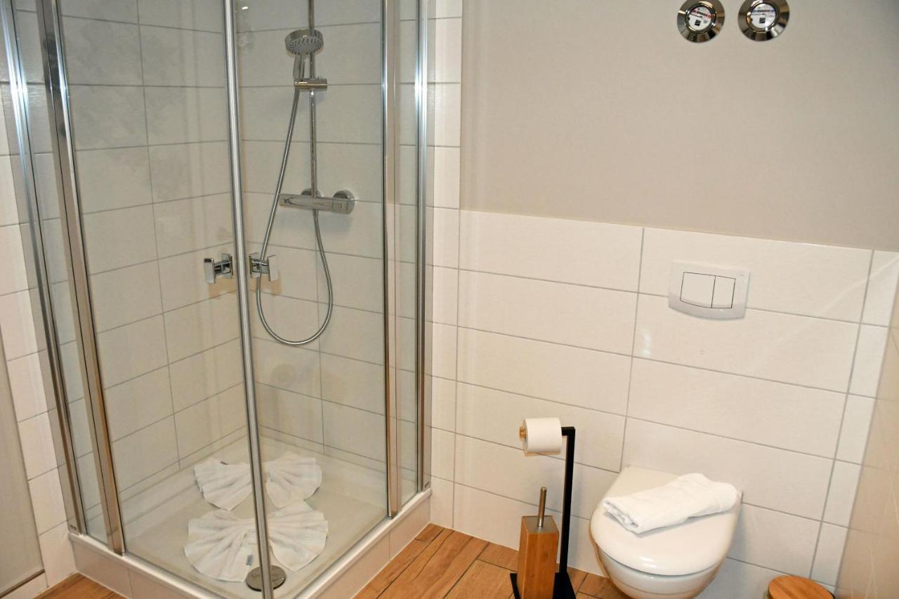 Schoene Ferienwohnungen Mit Kamin Im Ostseebad Sellin Sellin (Rugen) Exterior foto