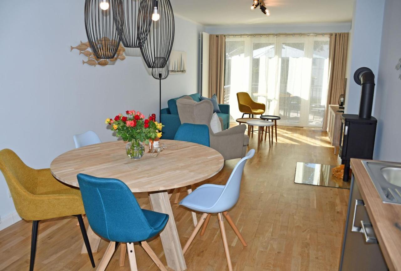 Schoene Ferienwohnungen Mit Kamin Im Ostseebad Sellin Sellin (Rugen) Exterior foto