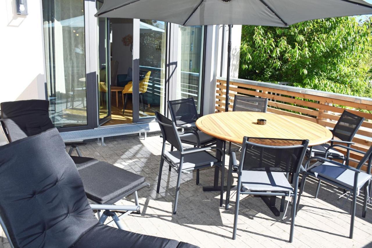 Schoene Ferienwohnungen Mit Kamin Im Ostseebad Sellin Sellin (Rugen) Exterior foto